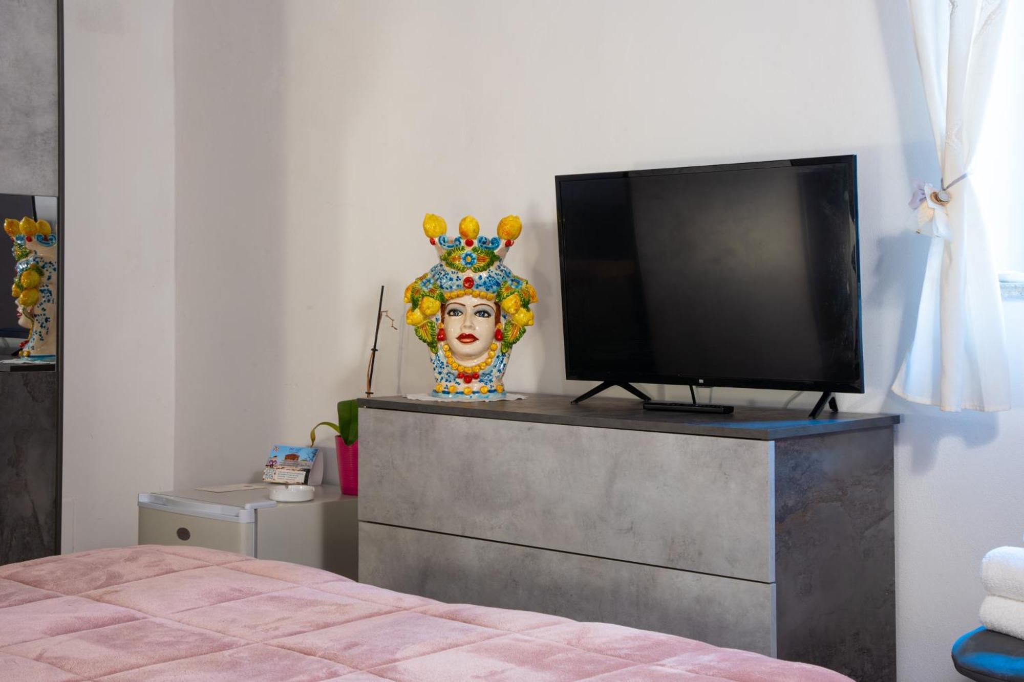 Le Teste Di Moro Al Duomo Agrigento Bagian luar foto